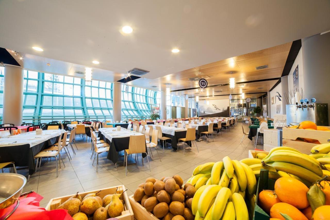 Teleo Vacanze - Villaggio Olimpico Di เซสตรีเอ ภายนอก รูปภาพ