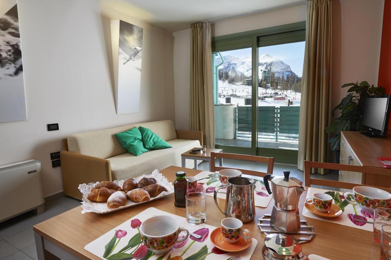 Teleo Vacanze - Villaggio Olimpico Di เซสตรีเอ ภายนอก รูปภาพ