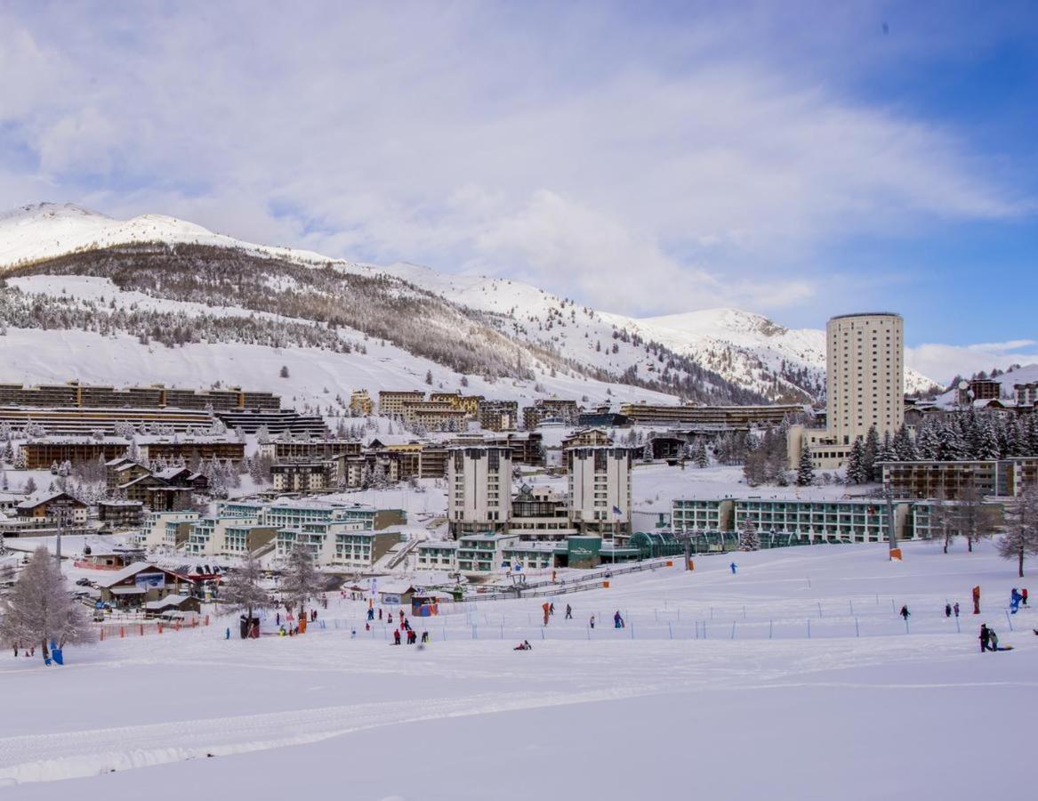 Teleo Vacanze - Villaggio Olimpico Di เซสตรีเอ ภายนอก รูปภาพ